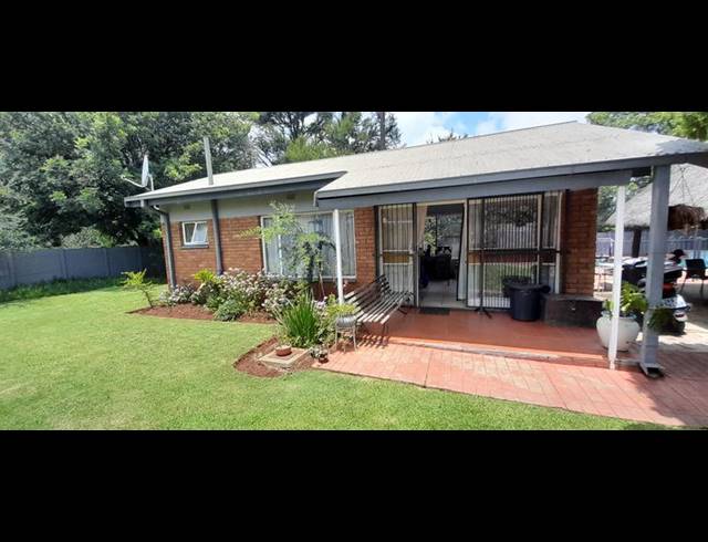 3 BEDROOM HOUSE FOR SALE IN VALHALLA